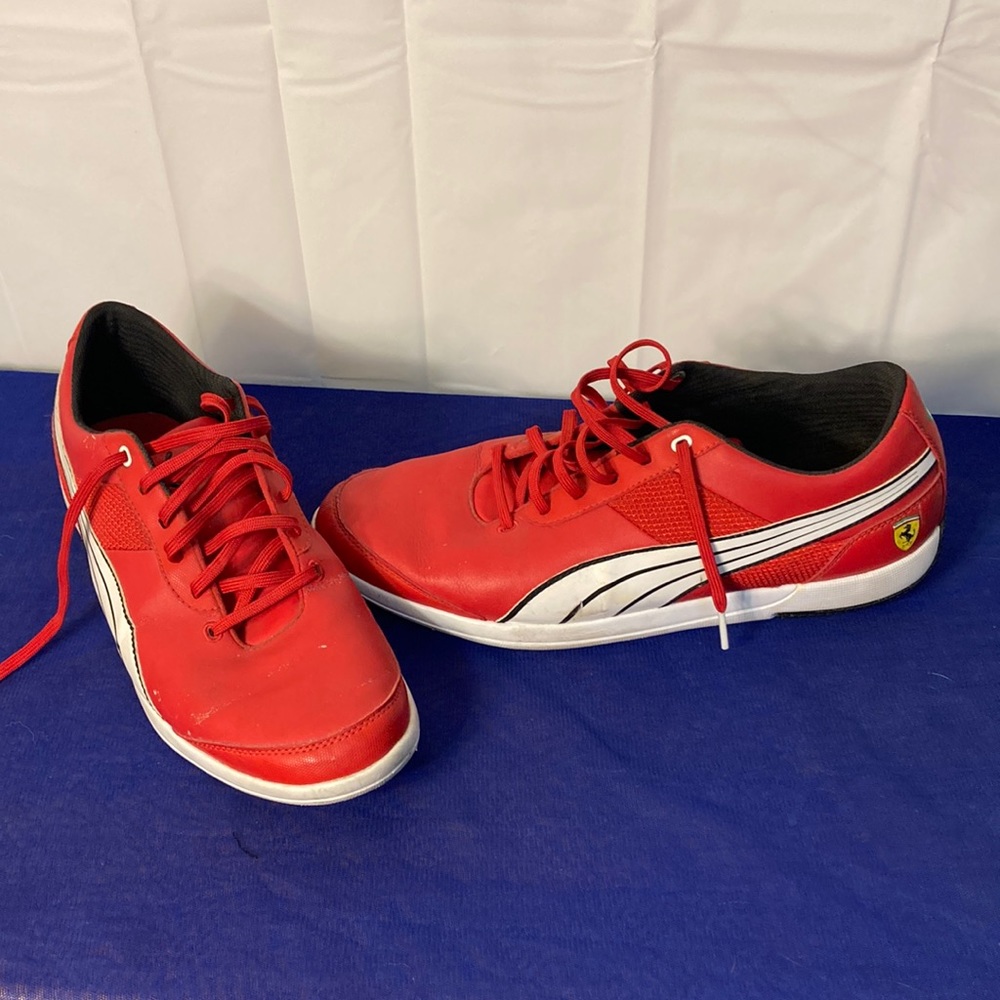 Vintage puma Ferrari size 11